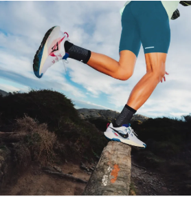Performance running shoes for men and women – lightweight and cushioned – Fitnshoes.