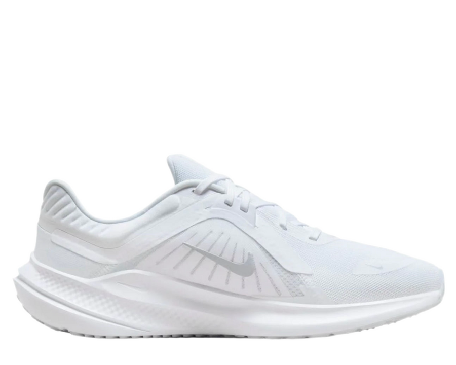 NIKE QUEST 5
