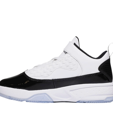 Full view of Jordan Max Aura 2 PS sneakers worn by a preschooler

