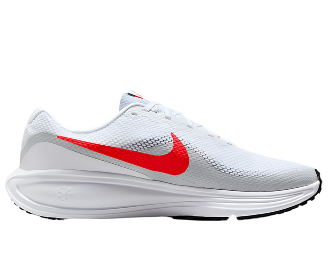Nike Revolution 8 worn during a running session in Lake Mary


