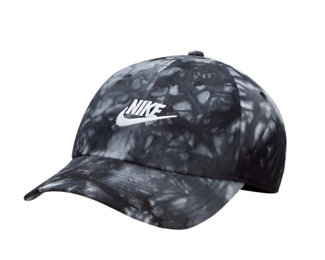Front view of NIKE CLUB CAP