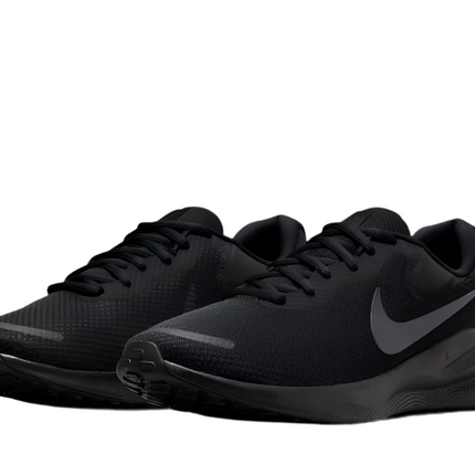 NIKE REVOLUTION 7