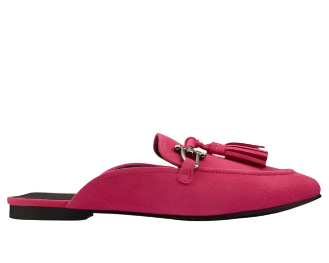 side view of clarks casual sandals in slip-on style for comfort and all-day wear

