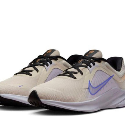 NIKE QUEST 5