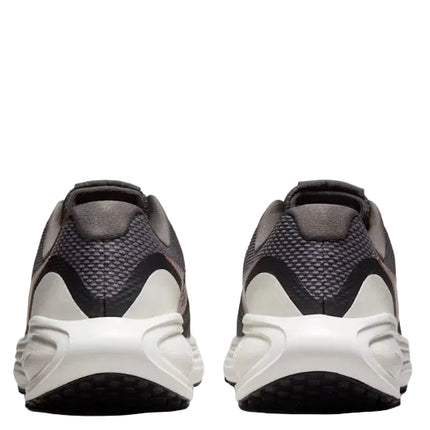 W NIKE REVOLUTION 8 NIKE 