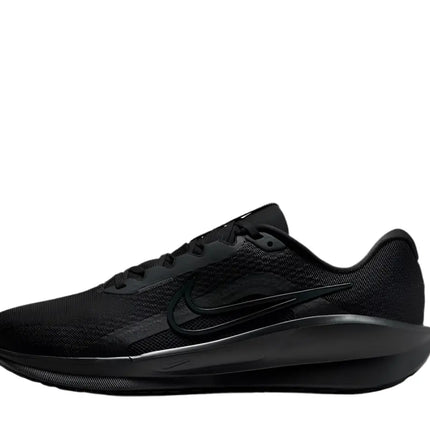 Wide fit running sneakers in Kissimmee FL 34741