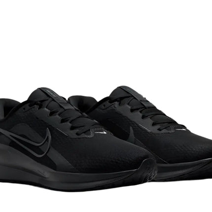 Comfortable wide Nike trainers in Clermont FL 34711