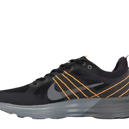 Nike Lunar Roam running shoes in white – Atlanta, GA (30301)