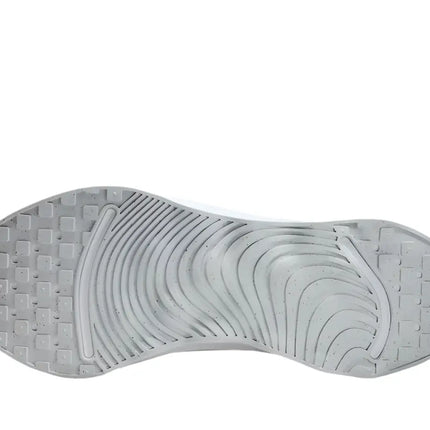 Nike Motiva breathable shoes worn on a long walk

