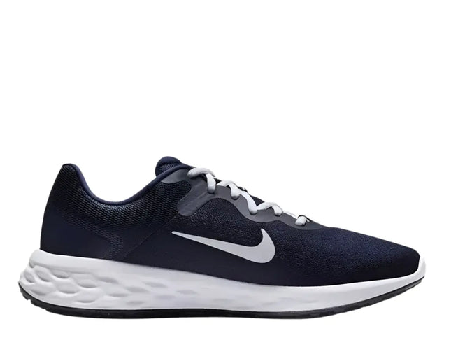 Nike Revolution 6 NN in black – Orlando, FL (32801)