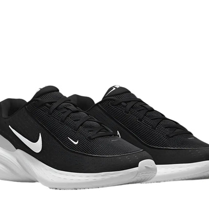 Nike Uplift SC men’s version worn during gym workout

