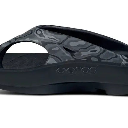 OOFOS Unisex Black Camo Flip Flops – Kissimmee 34741