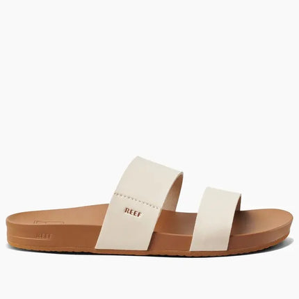 Cushion Vista white sandals on patio – Savannah, GA (31401)