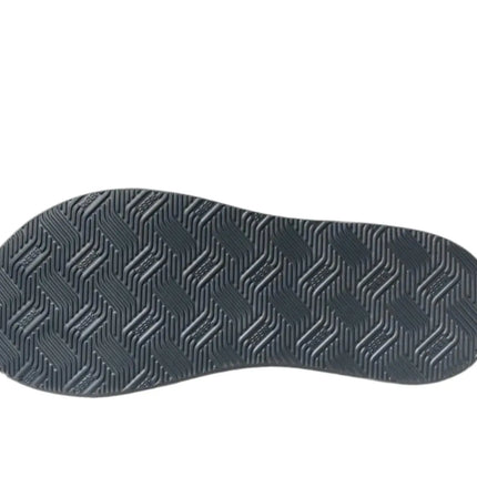 Side view of Phantom Nias toe-post – Columbia, SC (29201)