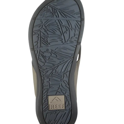 Luxury reef brand sandals on dock – Birmingham, AL (35203)